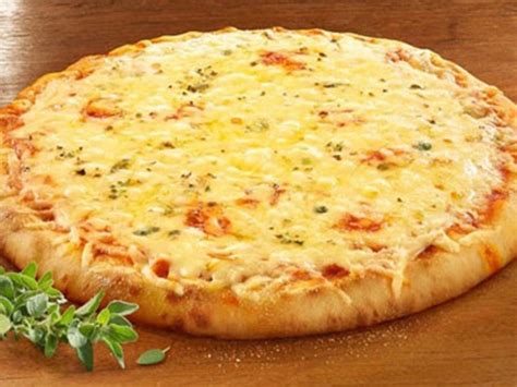 pizza de liquidificador - dupla de pascoa 2499